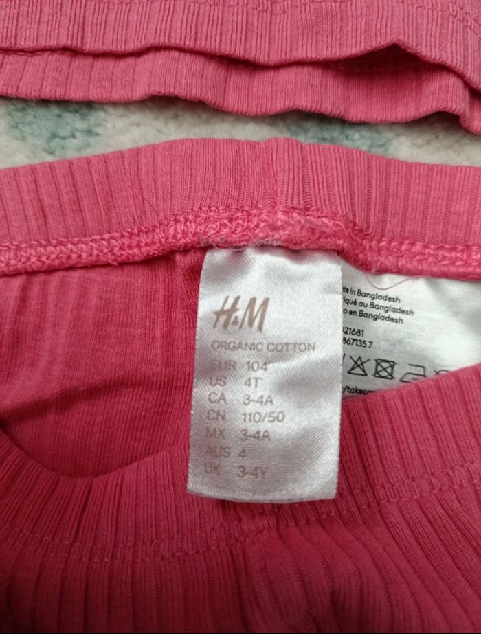 Ensemble fille 
marque h&M 
taille 104 cm - photo numéro 4