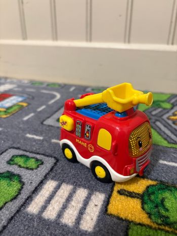 Tut tut bolide Mahé camion de pompiers - VTech