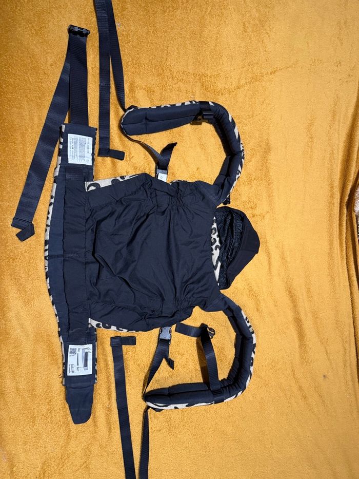 Porte bébé love radius - photo numéro 2