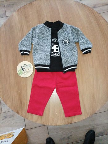 Ensemble 2 pantalons gilet et t-shirt manches longues