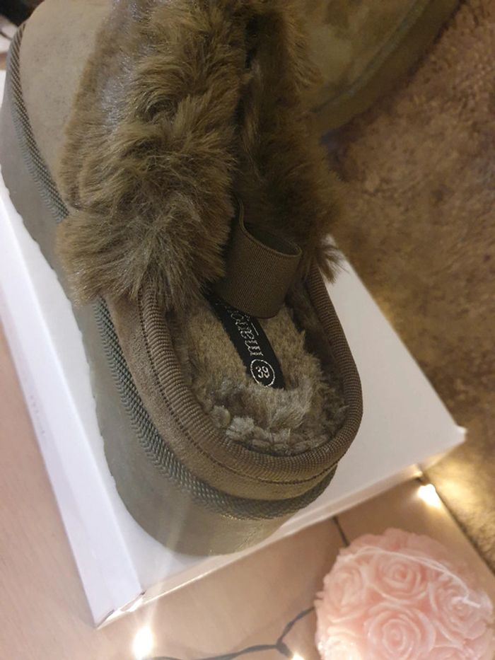 Bottines / chaussons vert armée Manoukian t39 - photo numéro 2