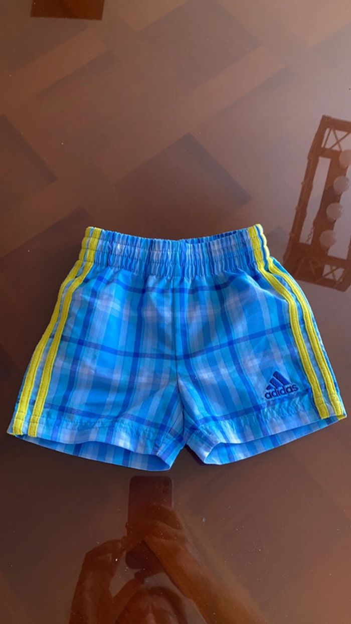 Short adidas