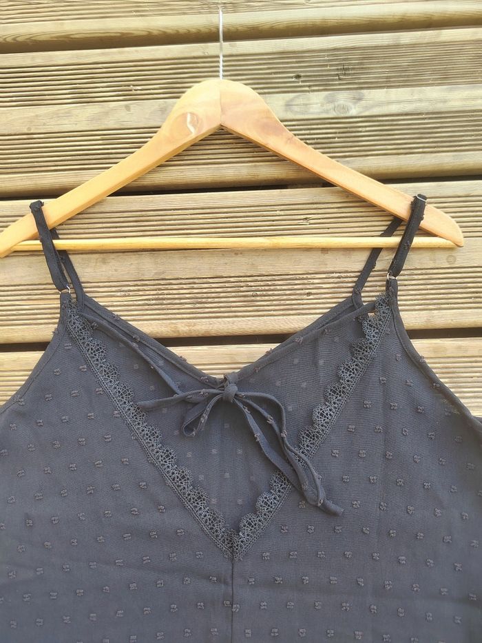 Top noir Shein en dentelle & plumetis – Élégance féminine – Taille L – Très bon état - photo numéro 5