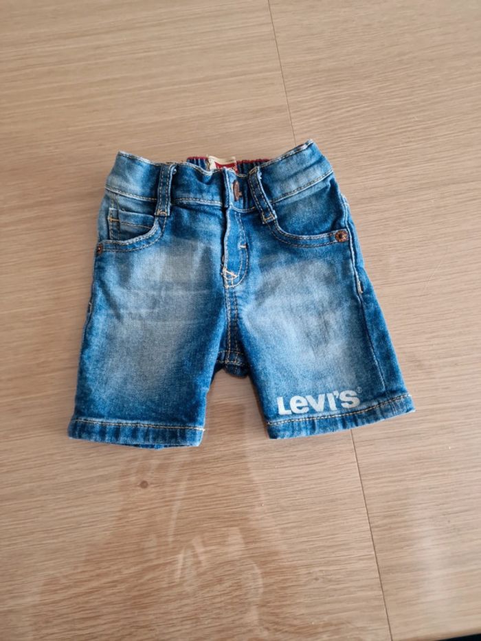 Short levis 6 mois