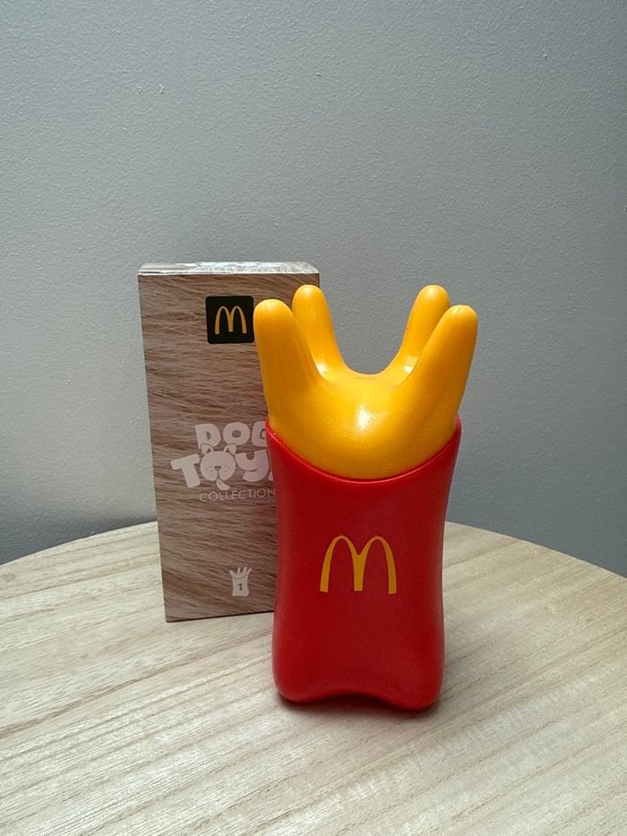 Jouer pour chien McDonald’s