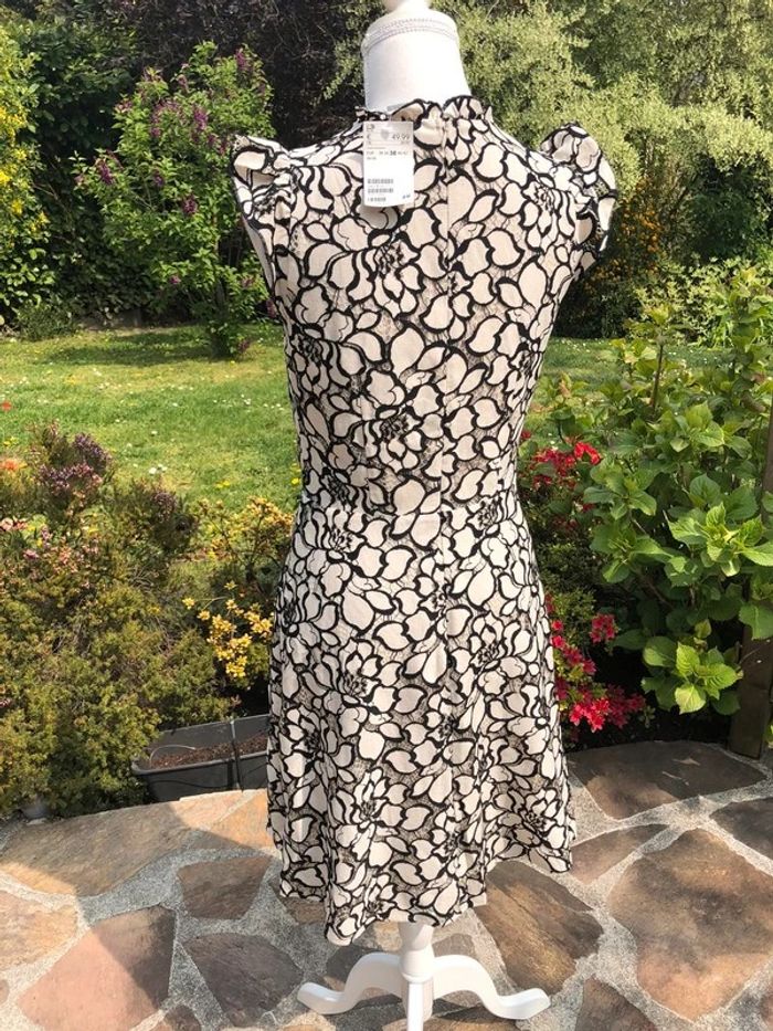 Robe chic H&M neuve taille 38 - photo numéro 10