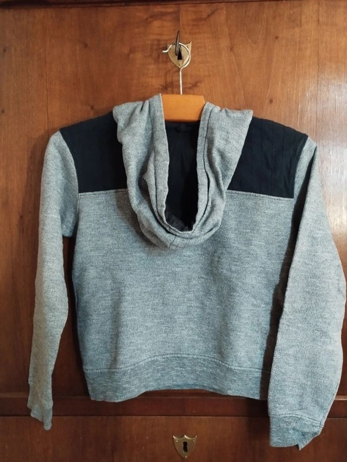 🥼 Kiabi - Sweat capuche - 10 ans 🥼 - photo numéro 2