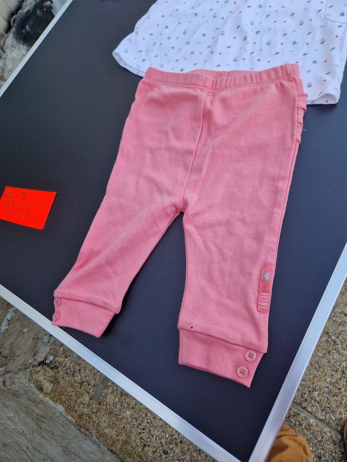 Lot vêtements 9mois fille N 3 - photo numéro 6