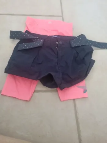 Short fille