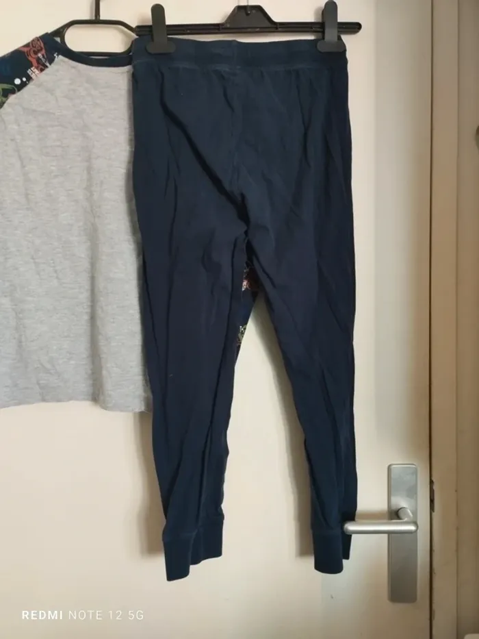 Pyjama taille 146/152 cm - photo numéro 9