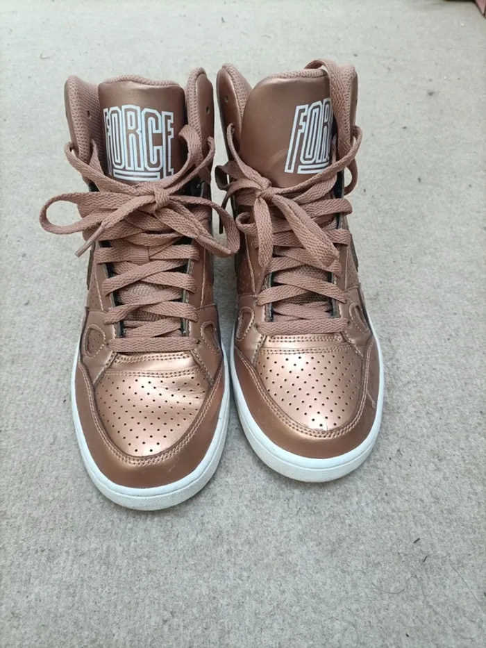 Baskets Nike Air force T38.5 - photo numéro 2