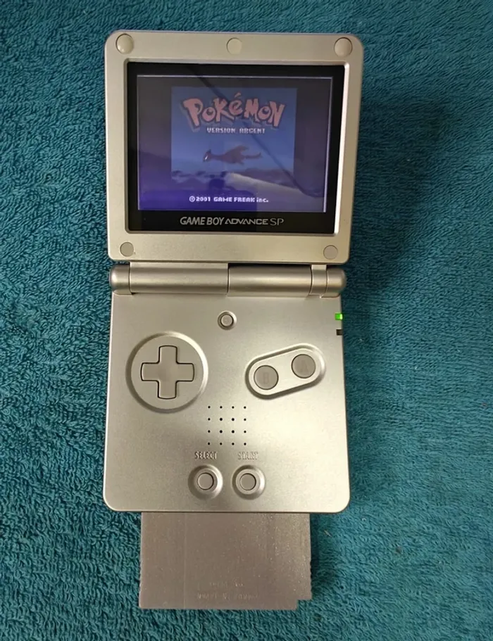 GB Pokémon version argent - photo numéro 3