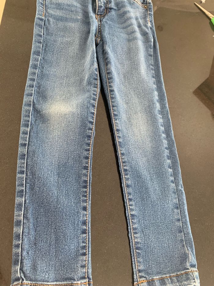 Jeans 5,6 ans - photo numéro 2