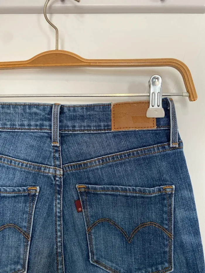 Très beau Lévis taille 24 - photo numéro 6
