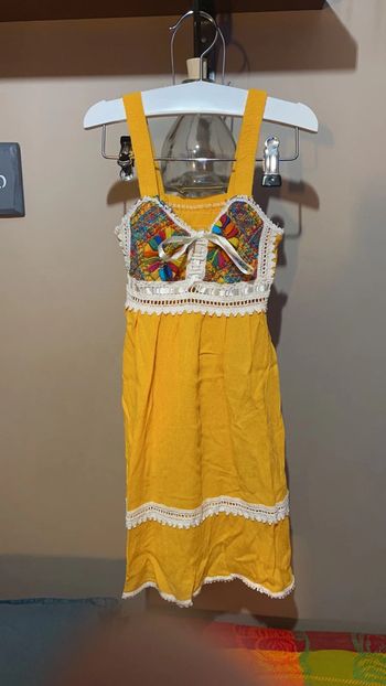Robe fille à bretelles 4 ans