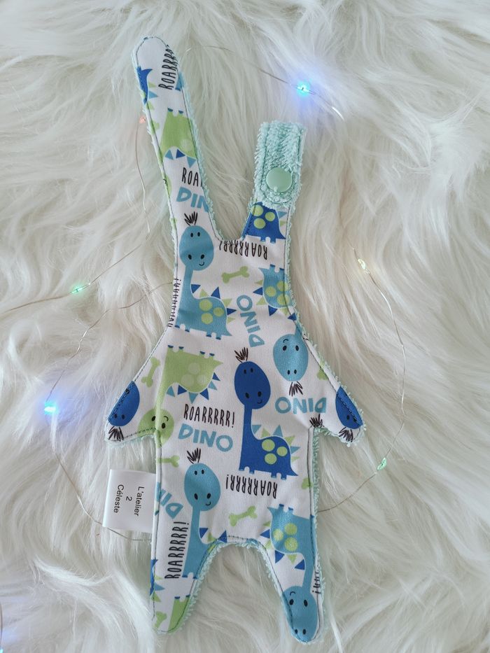 Petit lapin en tissu - photo numéro 2