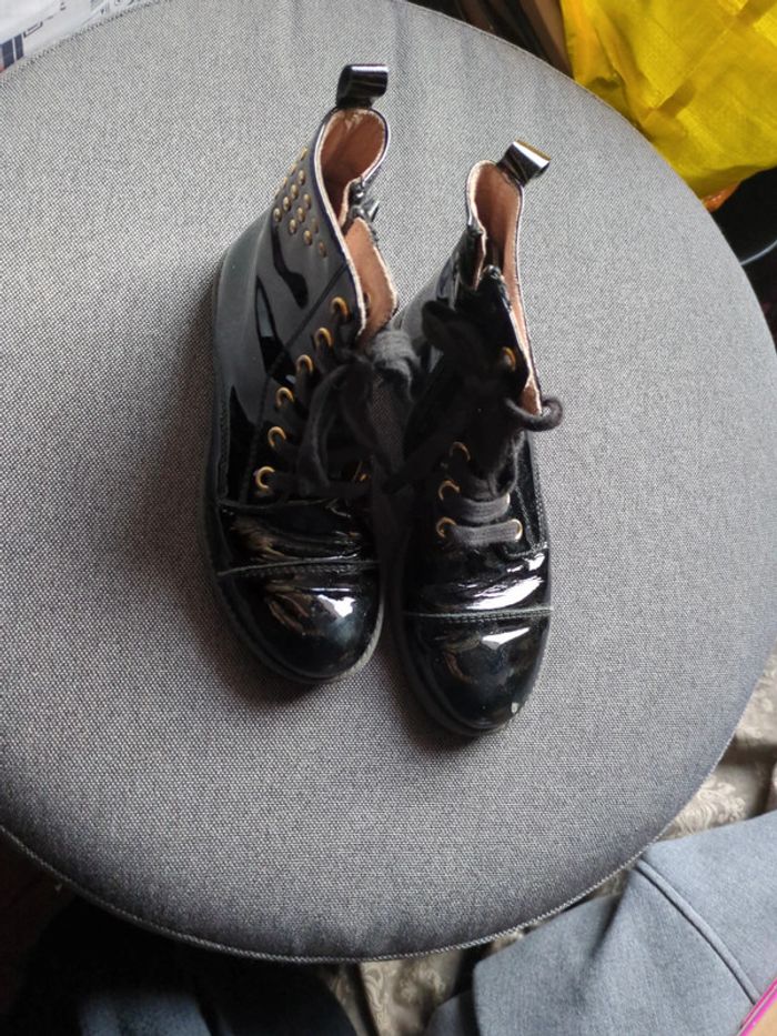 Bottines cuir noir vernies cloutées 29 - photo numéro 3