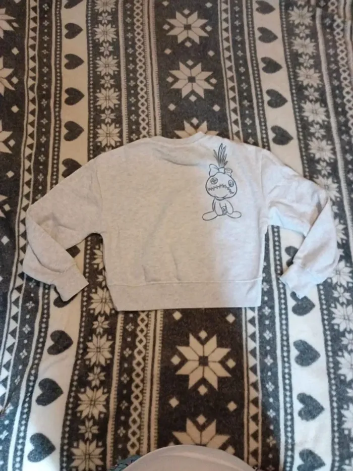 Sweat stitch 12-13 ans très bon état - photo numéro 4