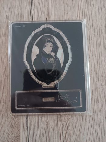 Standee twisted wonderland jade octavinelle