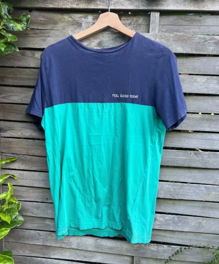 T-shirt homme Tissaia – Taille M – Bon état - photo numéro 2
