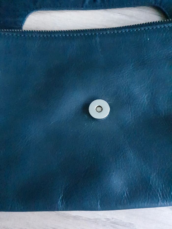 Pochette noire - photo numéro 6