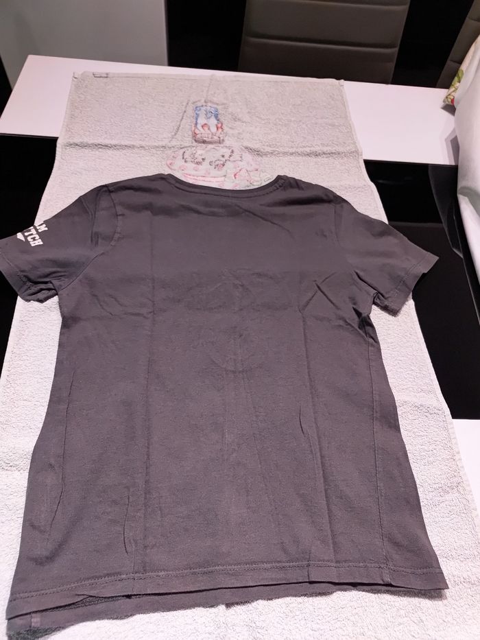 Tee shirt manches courtes HARRY POTTER. Taille 12 ans - photo numéro 2