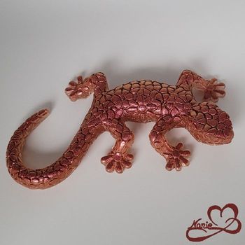 Salamandre grenat en resine !!