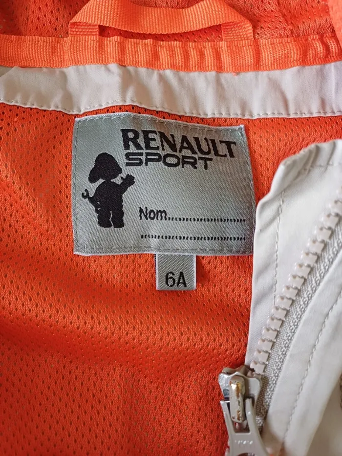 Veste à capuche taille 6 ans Renault Sport - photo numéro 2