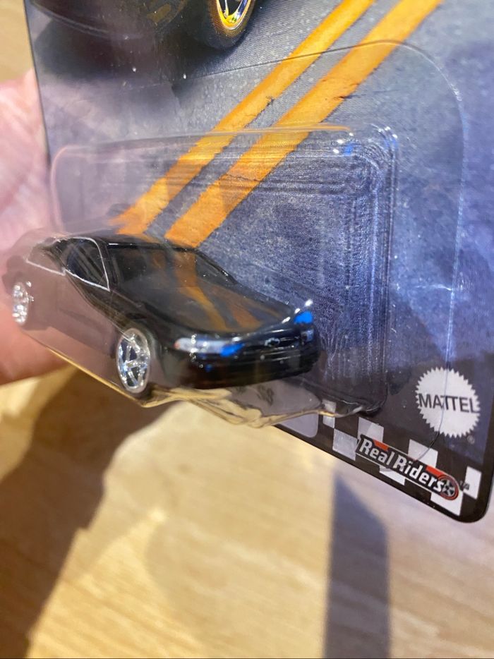 Hot Wheels  | Boulevard |  | ‘96 Chevy Impala SS | 74 | GJT68 - HKF20 - photo numéro 4