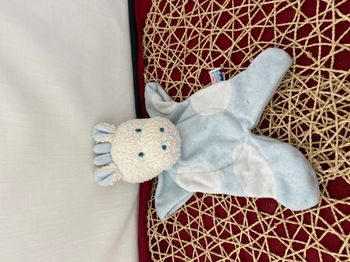 Doudou plat vache girafe bleu blanc SUCRE D'ORGE