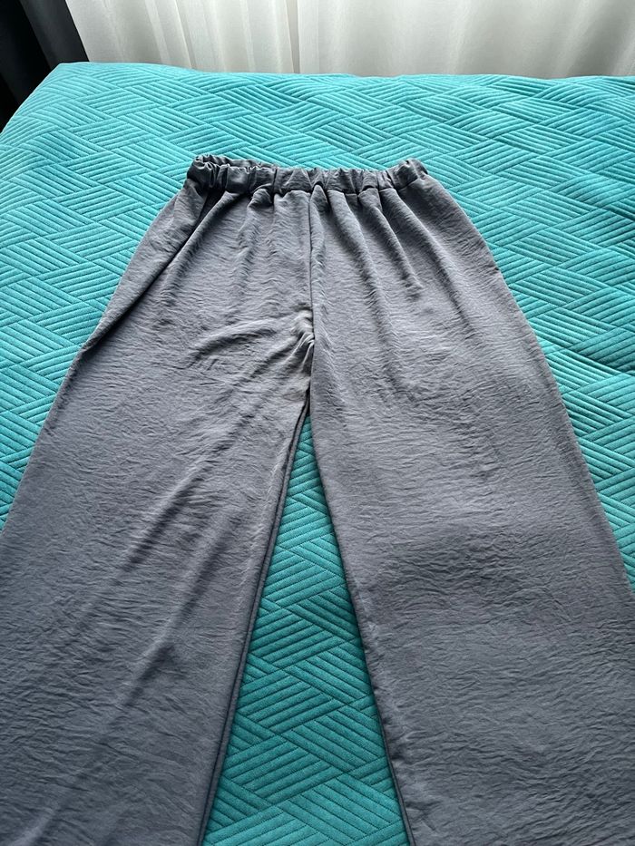 Ensemble gris - photo numéro 2