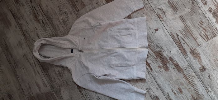 Gilet à capuche