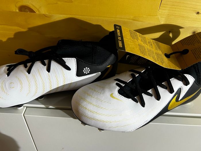 Chaussures de foot  Nike phantom