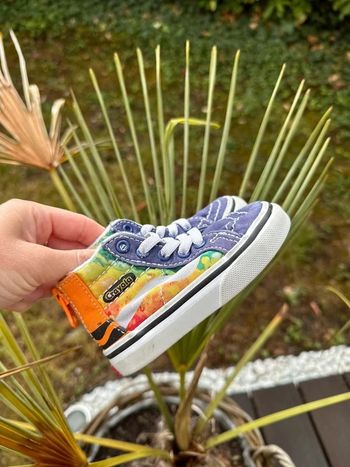 Sneakers montantes Vans modèle Sk8-Hi taille 19 kid