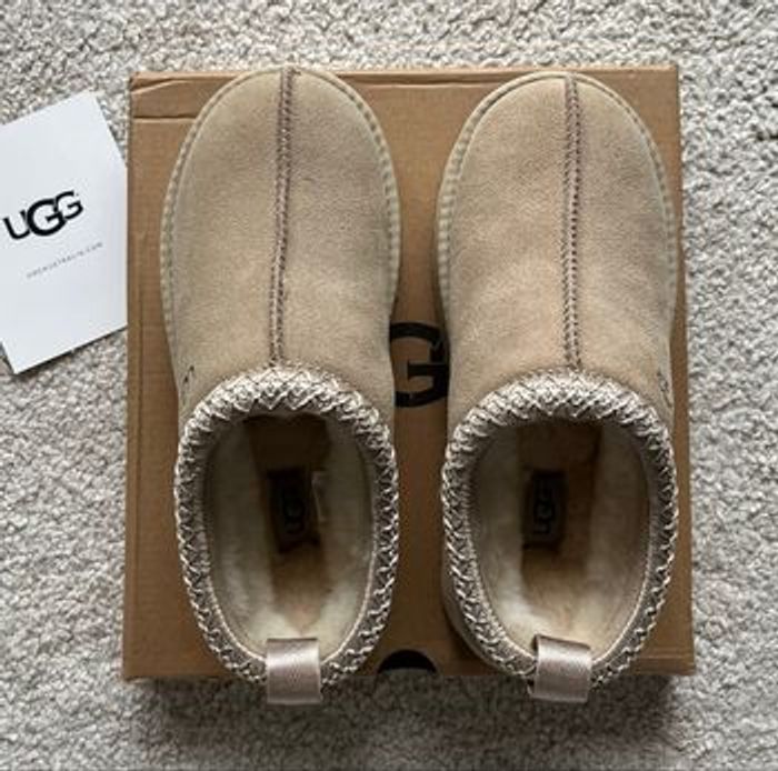 Sabots fourrées UGG Tazz - Taille 38 - Neuves - photo numéro 4