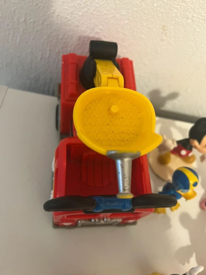 lot mickey avec voiture - photo numéro 6