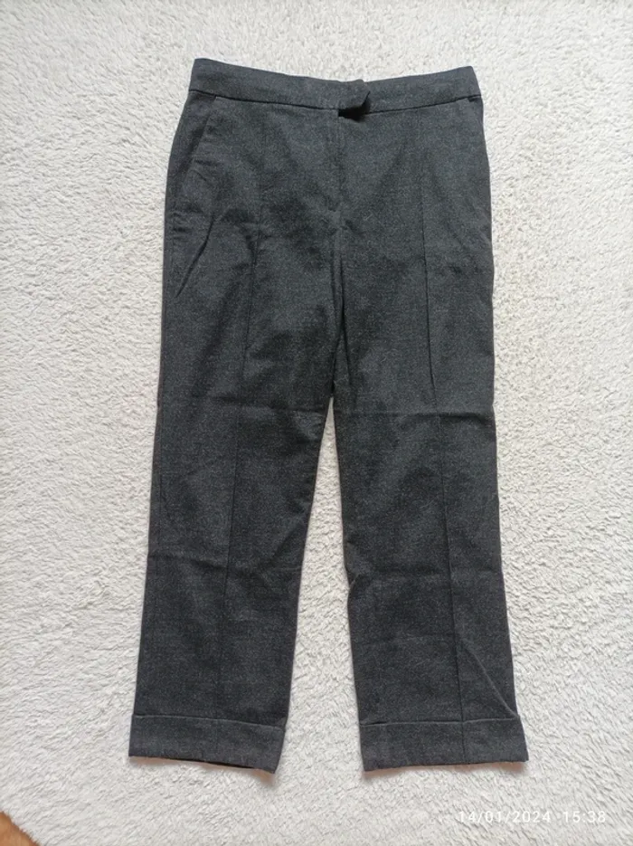 Pantalon gris anthracite 3/4 taille 36