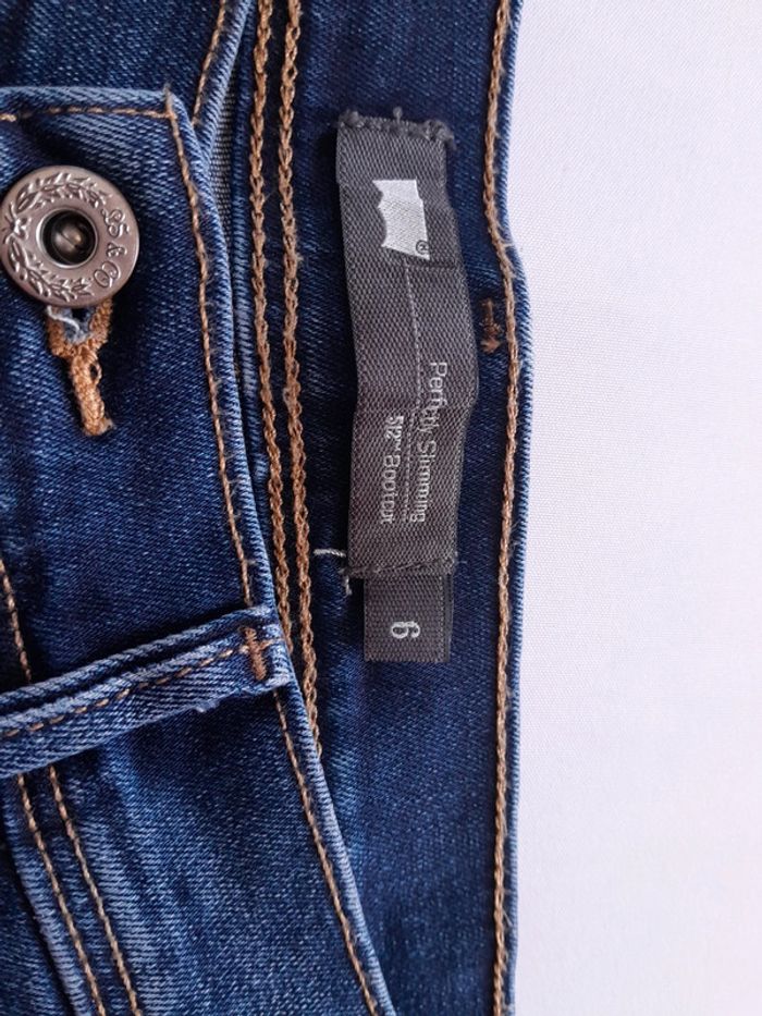 Jean Levi's 512 boot cut perfection Slimming 28/32 - photo numéro 5