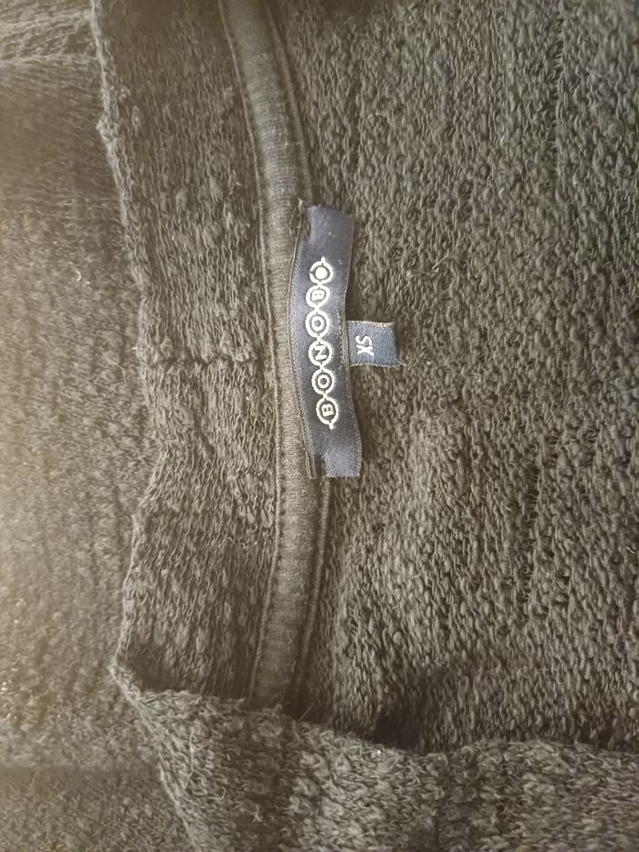 Gilet noir - photo numéro 4