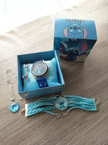 Lot de bijoux stitch 