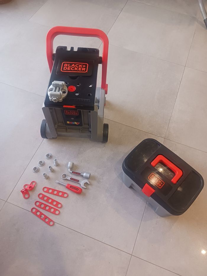 Chariot + caisse outil