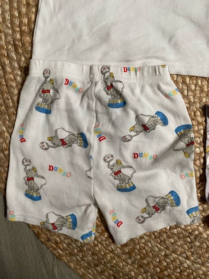 Lot 2 pyjamas dumbo 6/9 mois primark disney - photo numéro 9