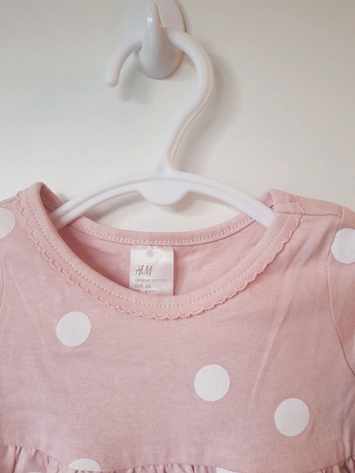 H&M - Robe courte à longues manches - Neuve avec étiquette ! (6 mois) - photo numéro 4