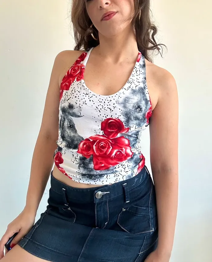 Haut y2k vintage années 2000 blanc à fleurs rouges taille XS/S - photo numéro 5