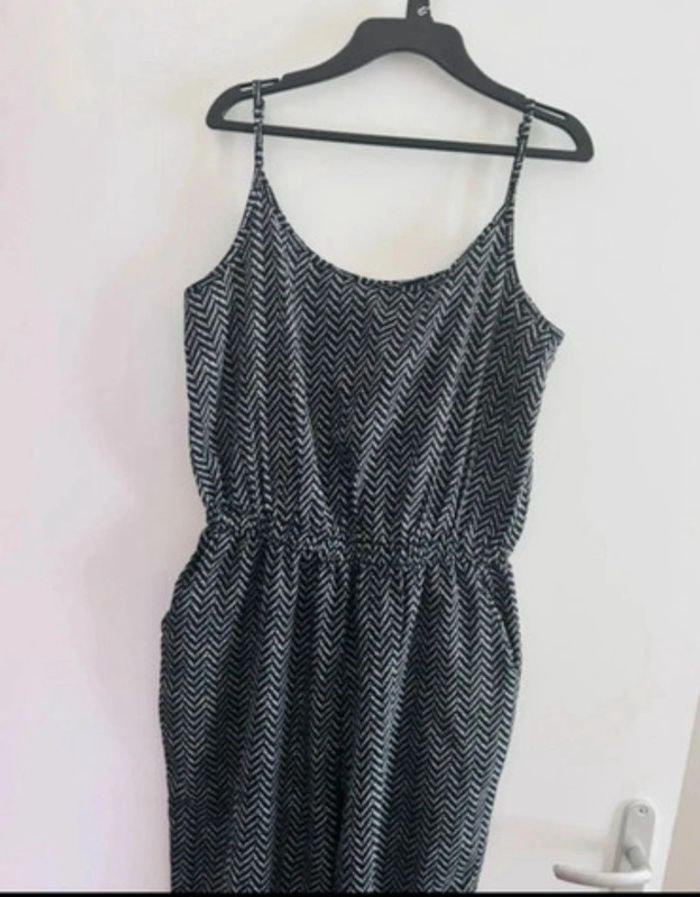 Combinaison tex taille 40 - photo numéro 3