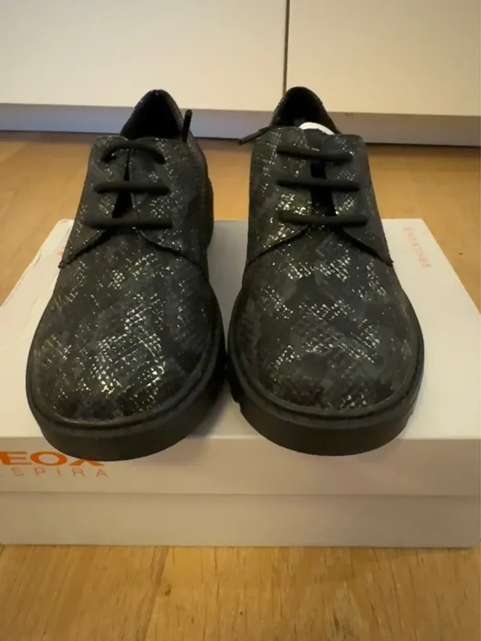 Chaussures enfants Geox J. Casey noir neuve taille 32 - photo numéro 3