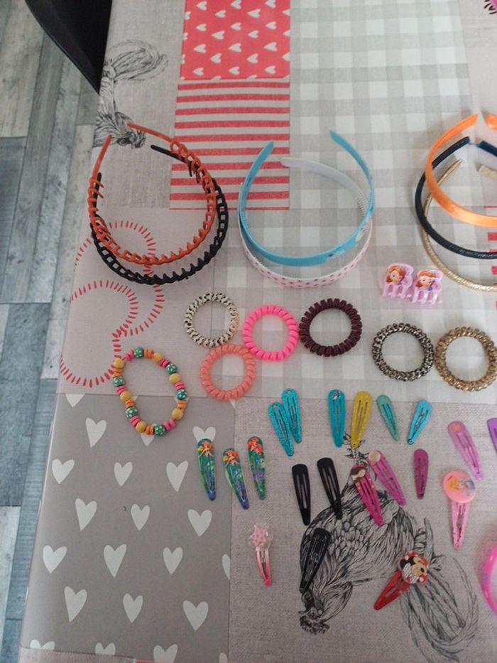Lot accessoires cheveux - photo numéro 2