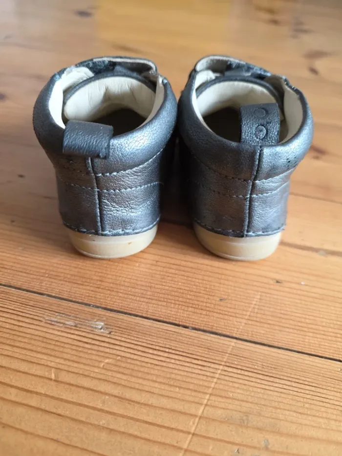 Deux paire de chaussure 21 - photo numéro 8