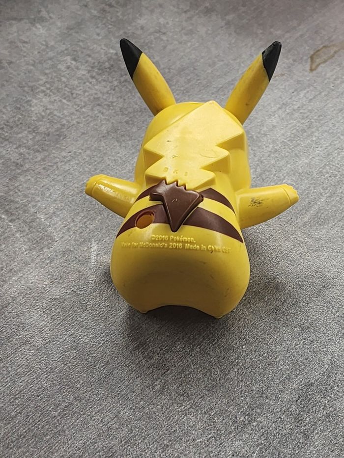 Figurine Pikachu Pokemon - photo numéro 4