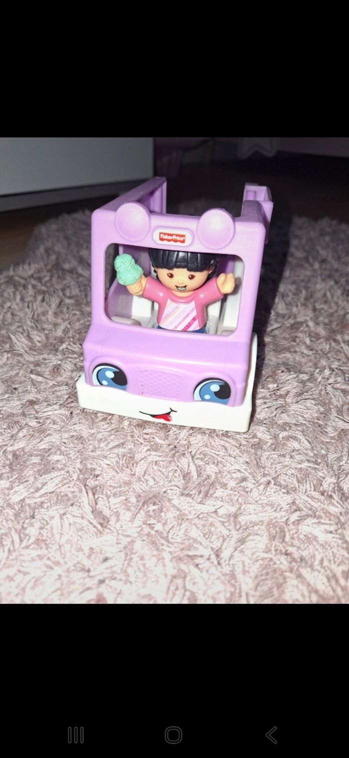 Figurine marchande de glace